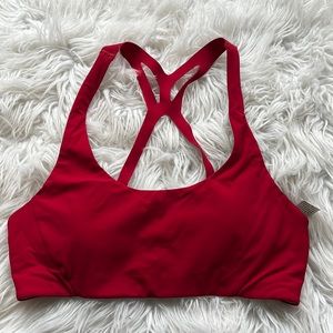 Lululemon court challenger bra